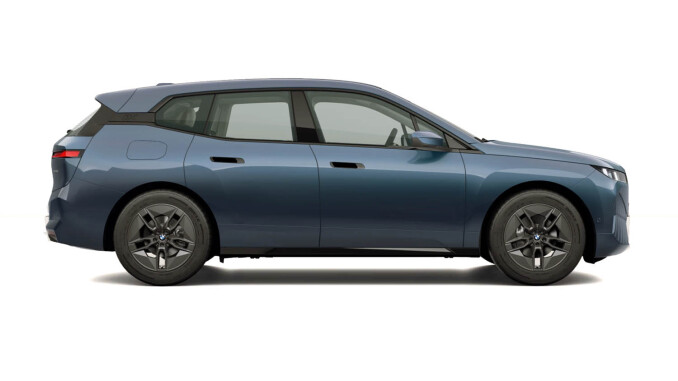 BMW iX 300kW xDrive45 Sport 101kWh 5dr Auto [Tech/Sky] Electric Estate - Image 2